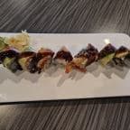 Best Dinosaur Roll (big 8 pcs) in Port Washington, NY