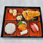 Best (L2) Bento: Sushi, Sashimi & Salmon in Port Washington, NY